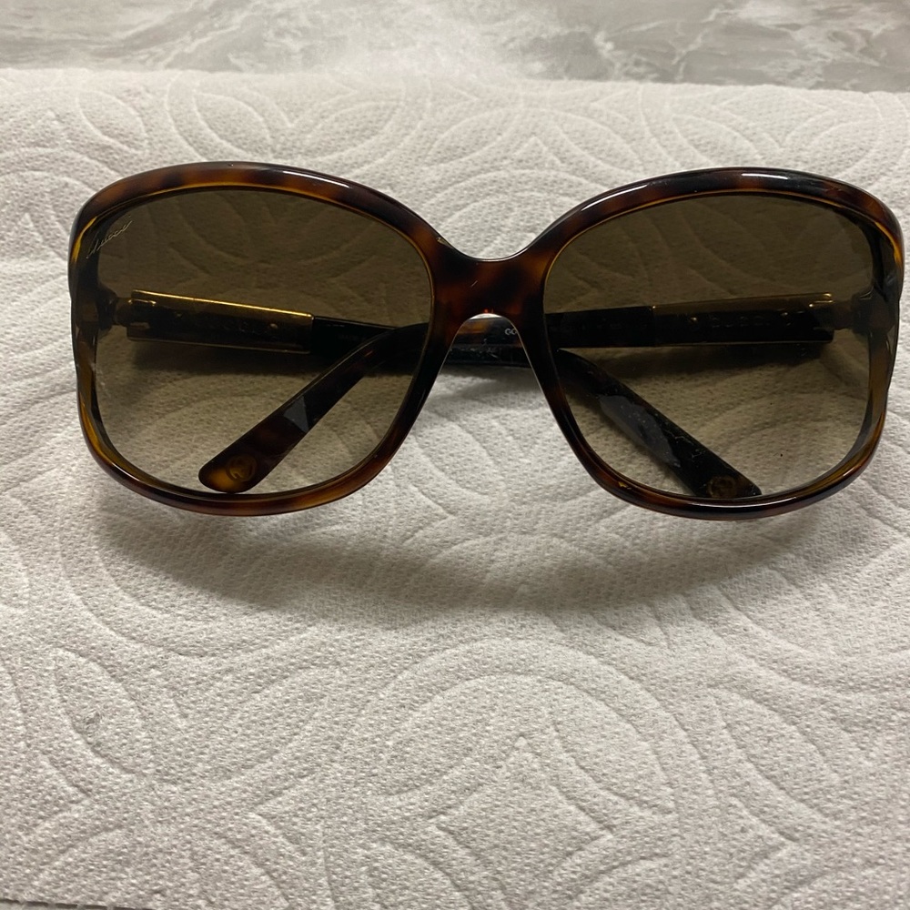 Gucci sunglasses